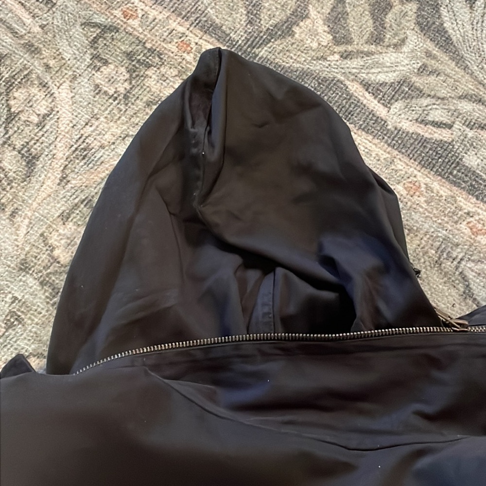 Officially licensed vintage Slayer trench coat w/ inner liner vest and hoodie. - Picture 13 of 13